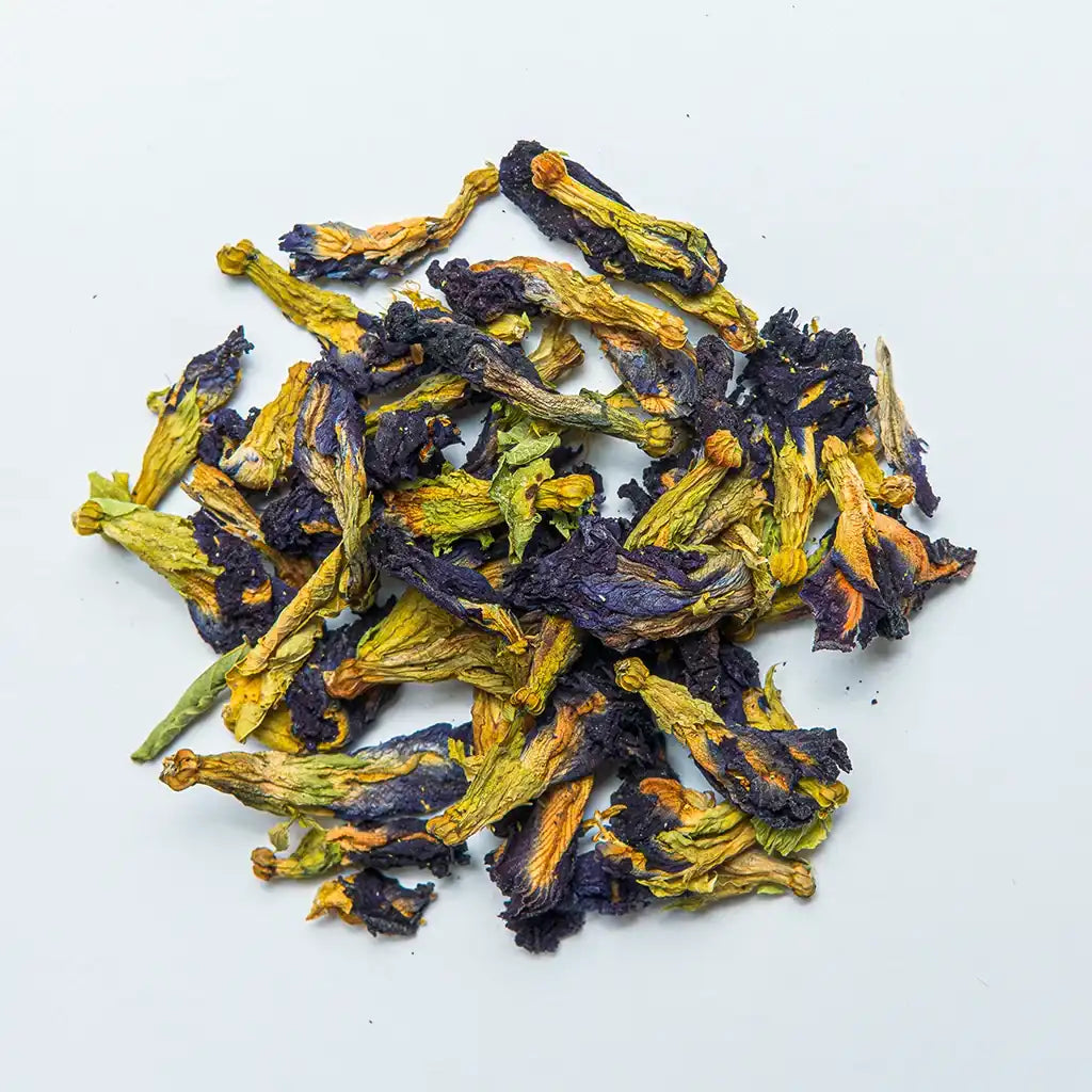 Купити Анчан — синій чай із бутонів Clitoria ternatea, лікувальний та тонізуючий напій із Таїланду та Південно-Східної Азії.